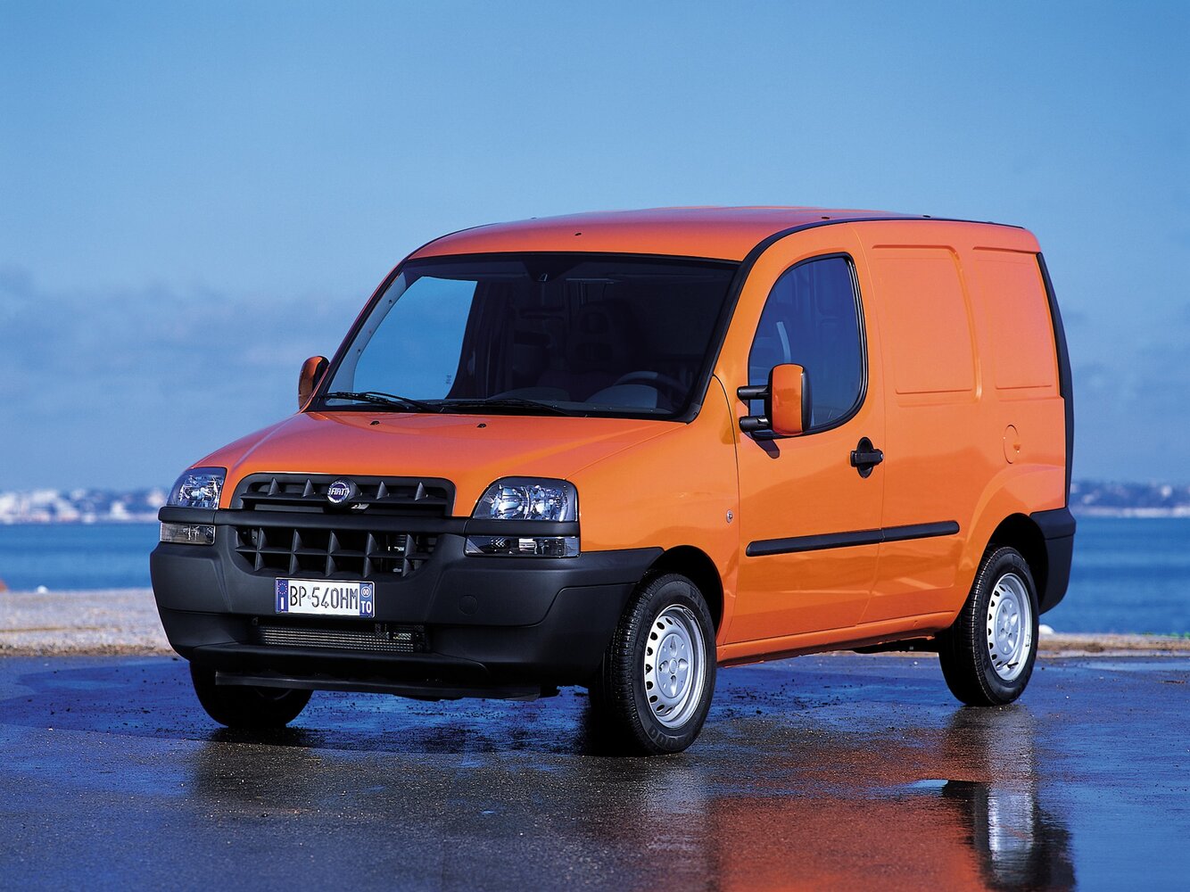 Fiat Doblo I, Фургон: фото поколения