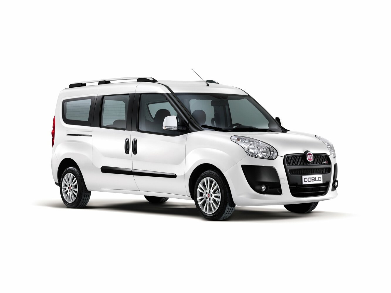 Fiat Doblo II, Компактвэн Maxi: фото поколения