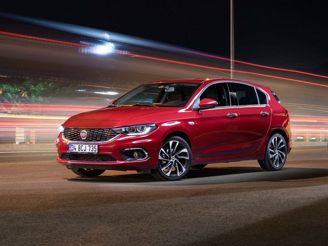 Fiat Egea I, Хэтчбек 5 дв.: фото поколения