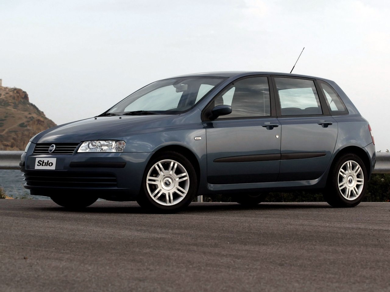 Fiat Stilo, Хэтчбек 5 дв.: фото поколения