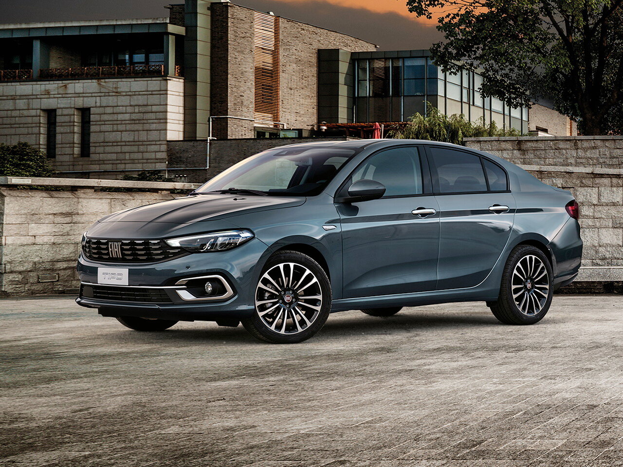 Fiat Tipo 356 Рестайлинг, вид сбоку