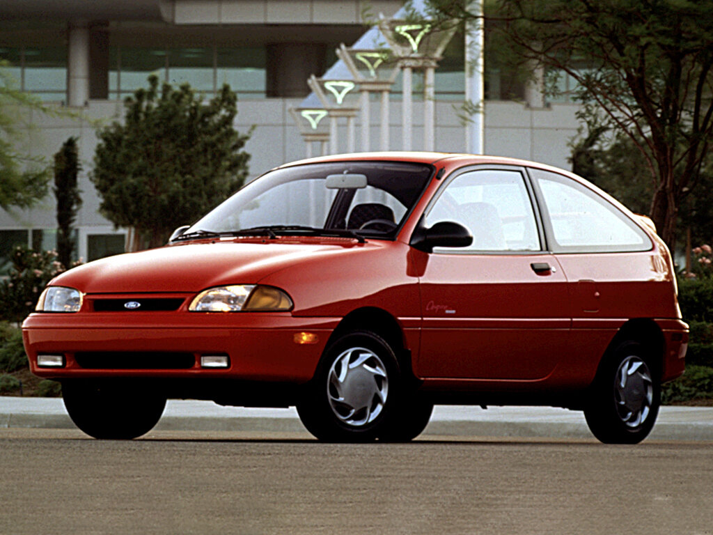 Ford Aspire, вид сбоку