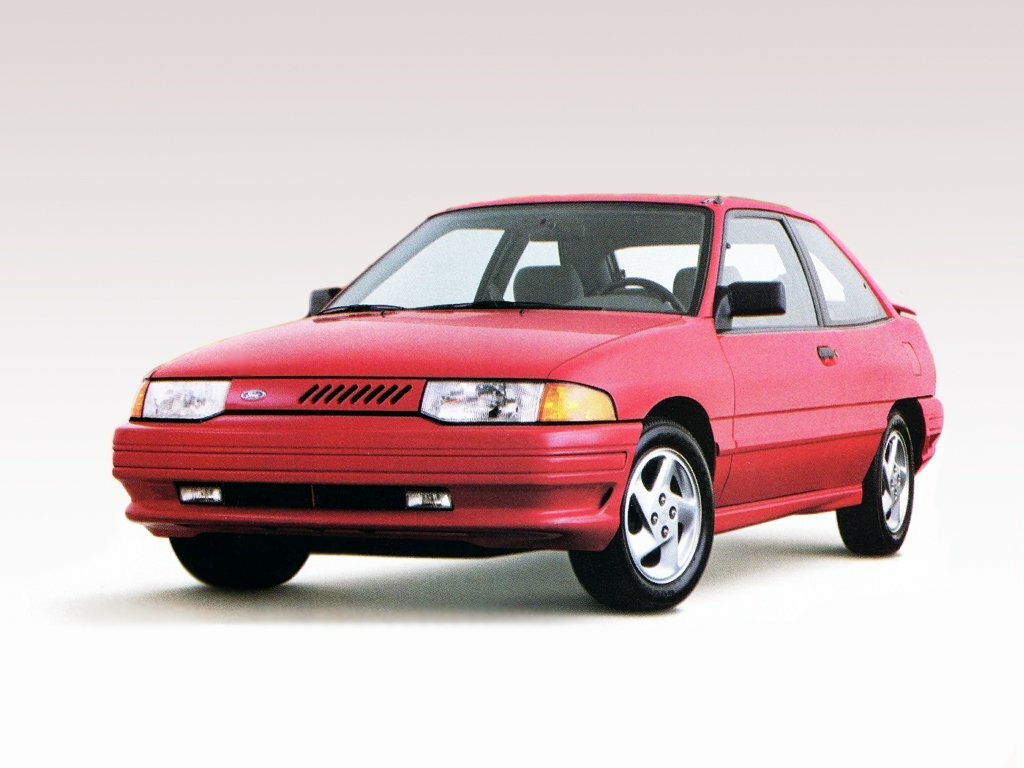 Ford Escort (North America) II, Хэтчбек 3 дв.: фото поколения