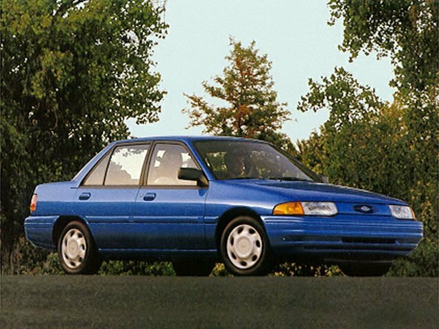 Ford Escort (North America) II, Хэтчбек 5 дв.: фото поколения