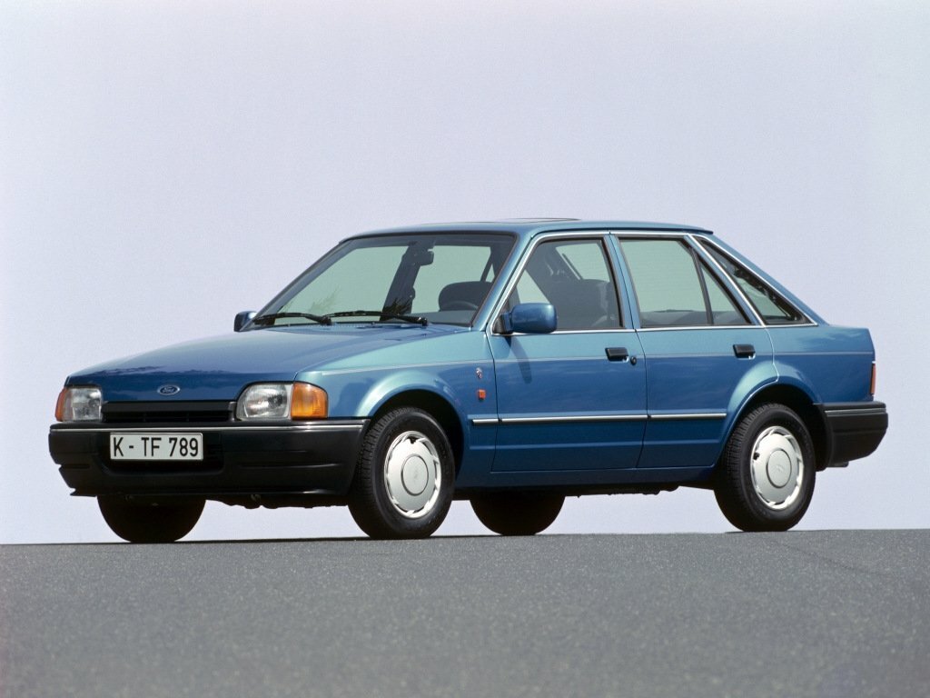 Ford Escort IV, Хэтчбек 5 дв.: фото поколения