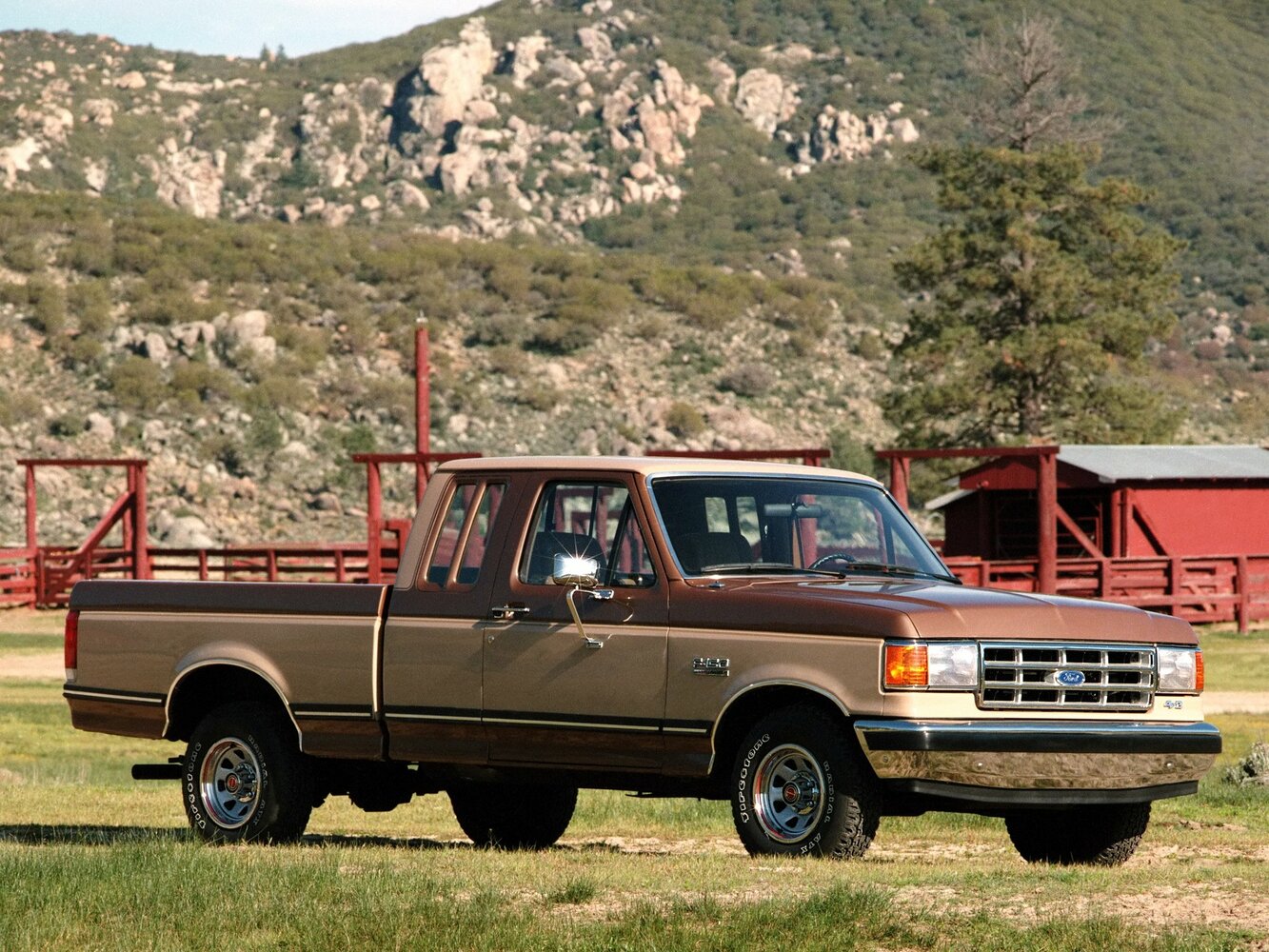 Ford F-150 VIII, вид сбоку