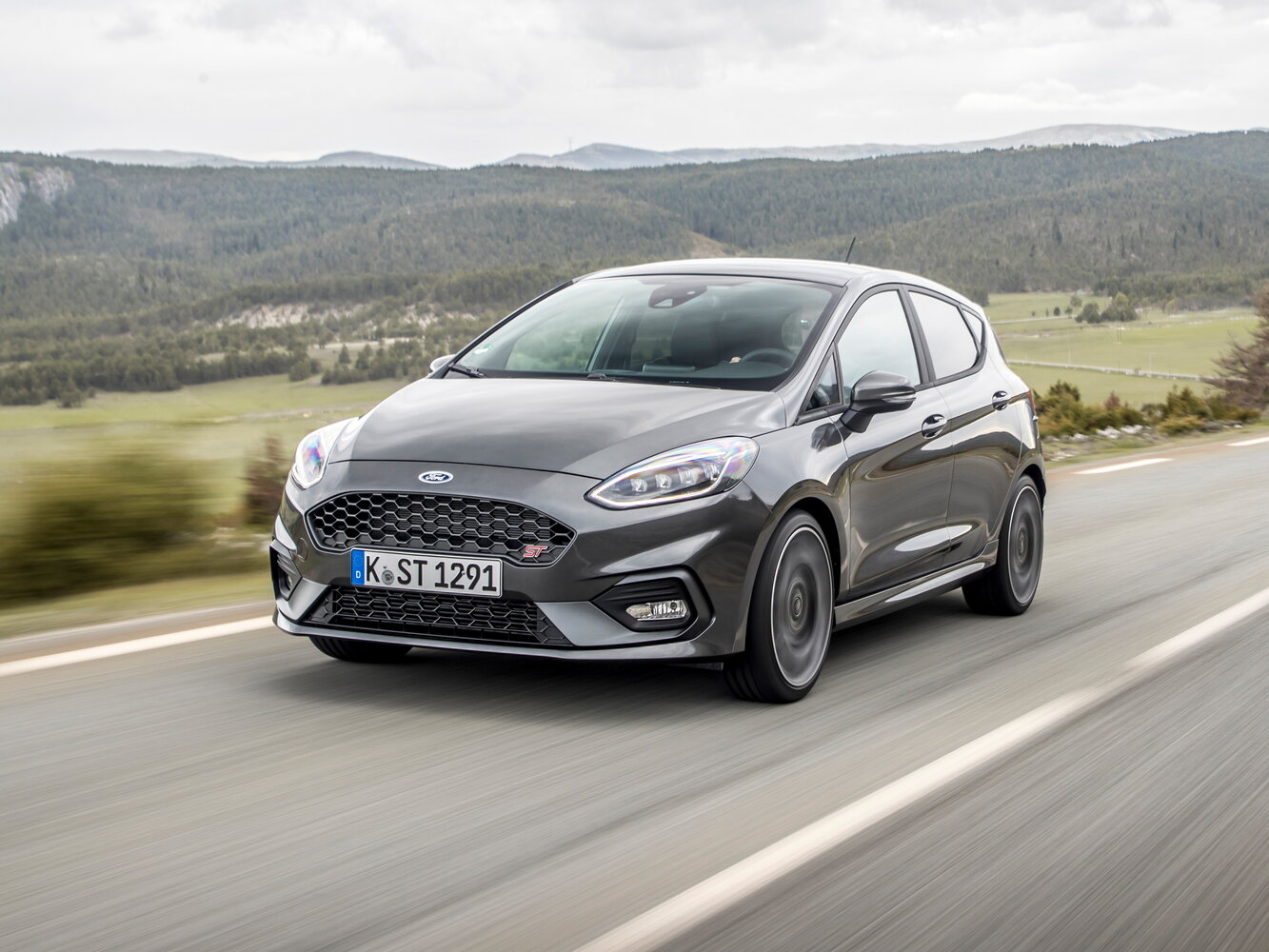 Ford Fiesta ST VII, Хэтчбек 5 дв.: фото поколения