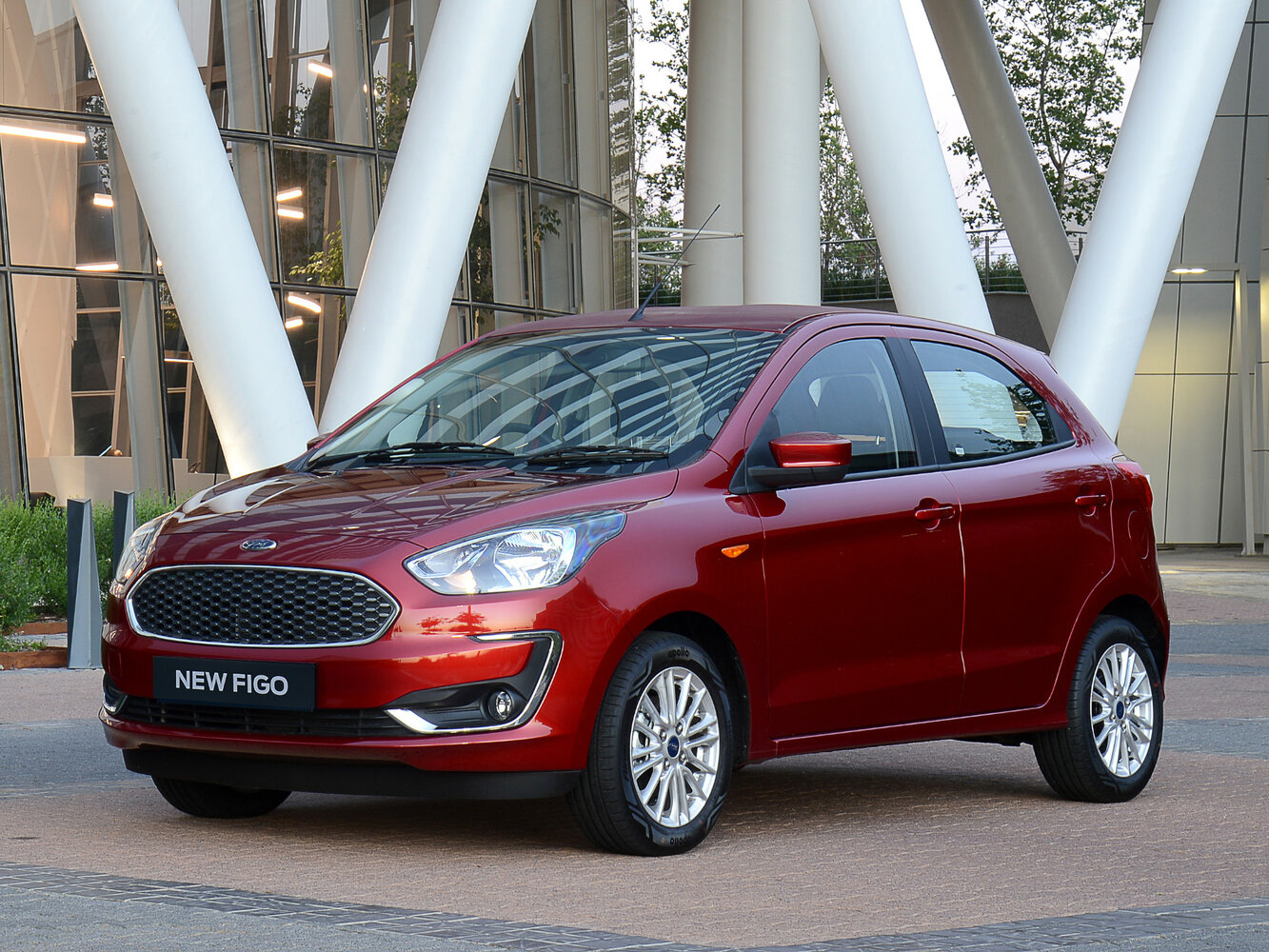 Ford Figo II Рестайлинг, Хэтчбек 5 дв.: фото поколения