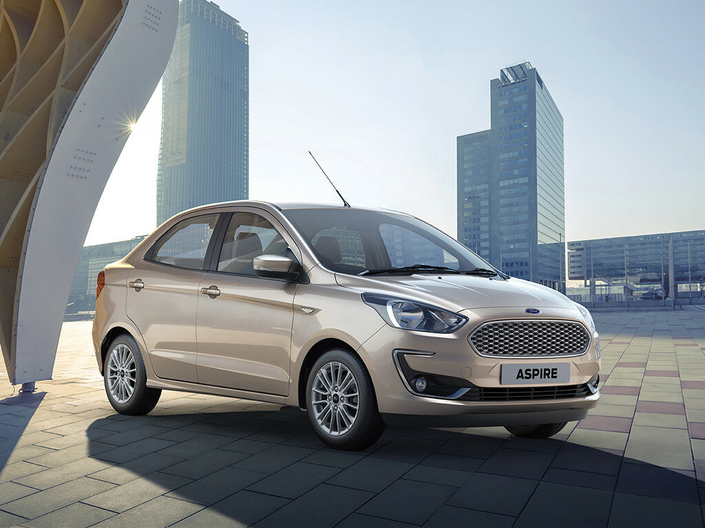 Ford Figo II Рестайлинг, вид сбоку