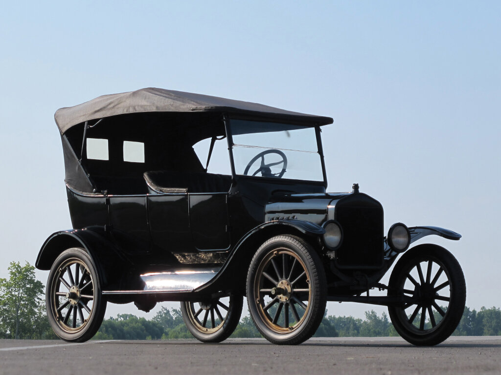 Ford Model T, вид сбоку