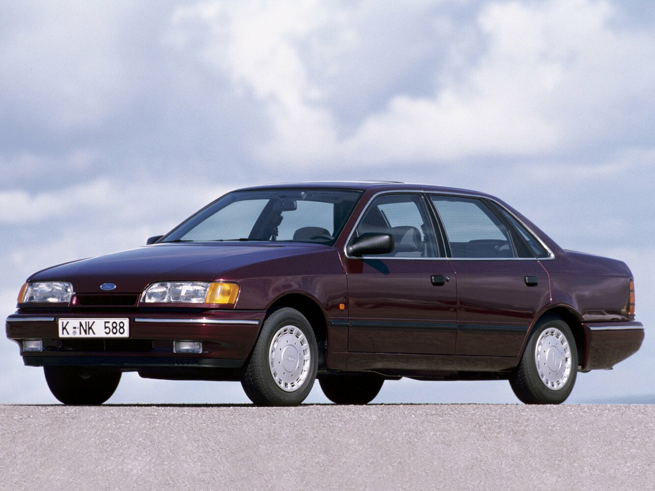 Ford Scorpio I