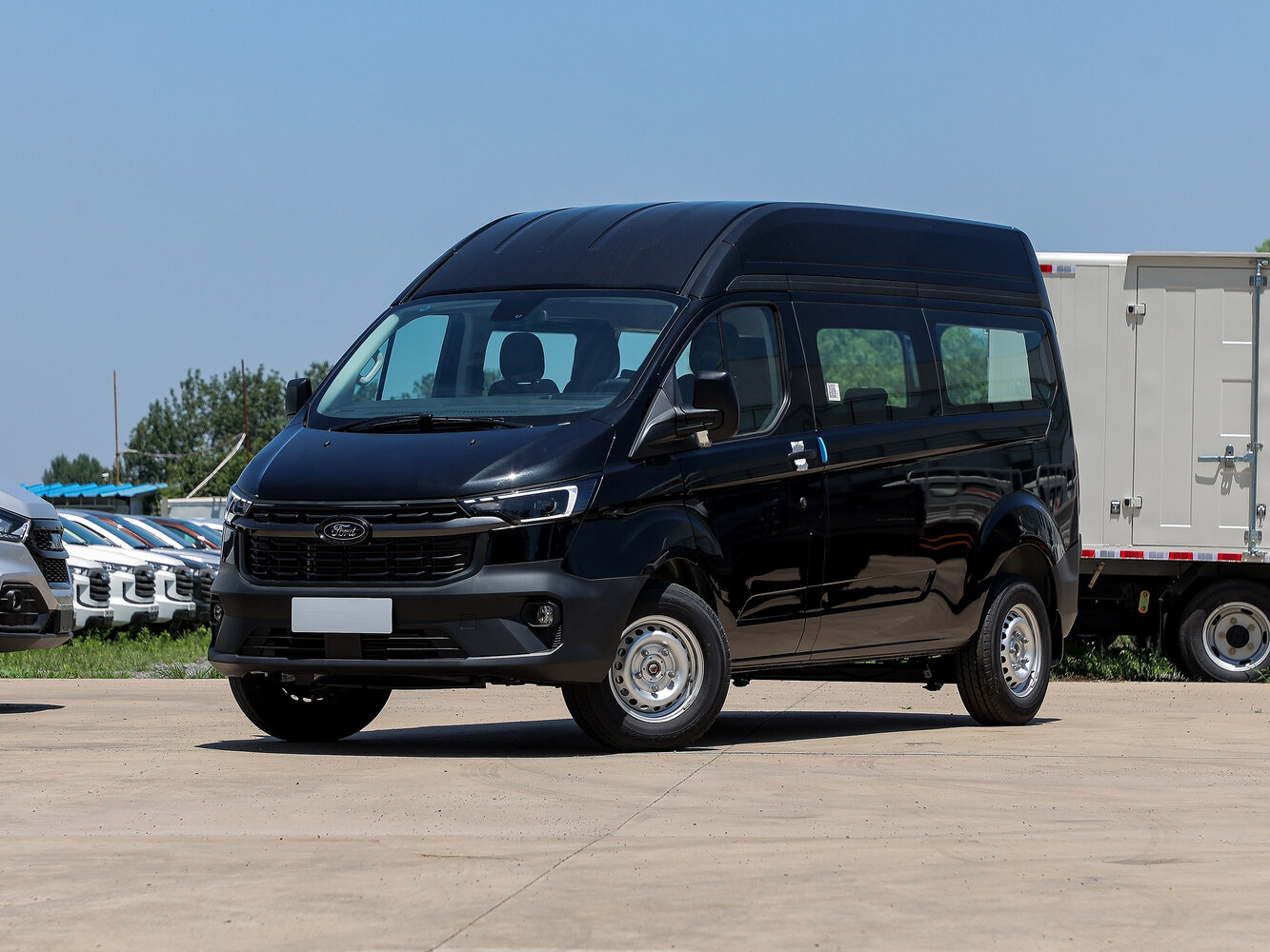 Ford Transit Custom I (China Market), Минивэн LWB: фото поколения