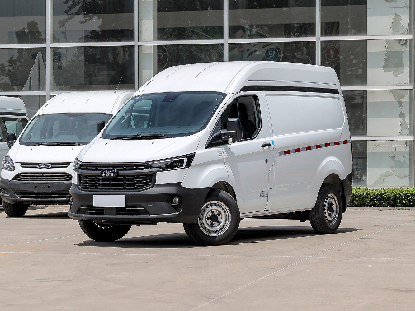 Ford Transit Custom I (China Market), Фургон SWB: фото поколения