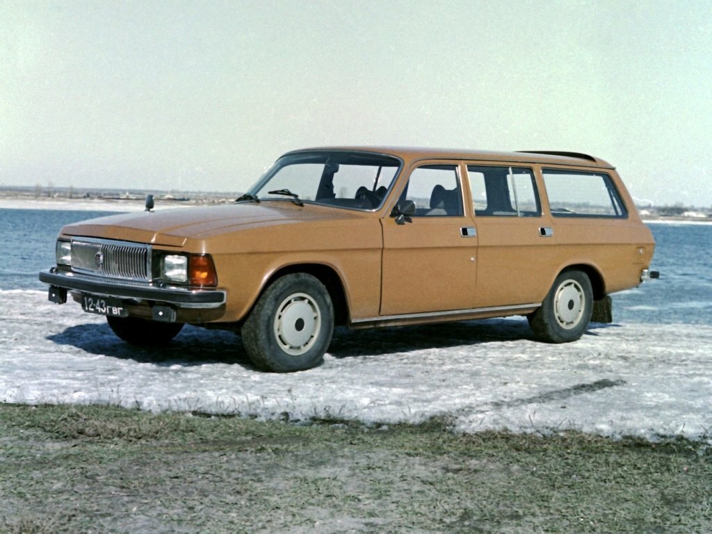 ГАЗ 3102 «Волга», вид сбоку
