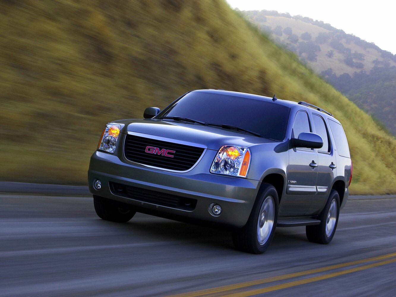 GMC Yukon III (GMT900)