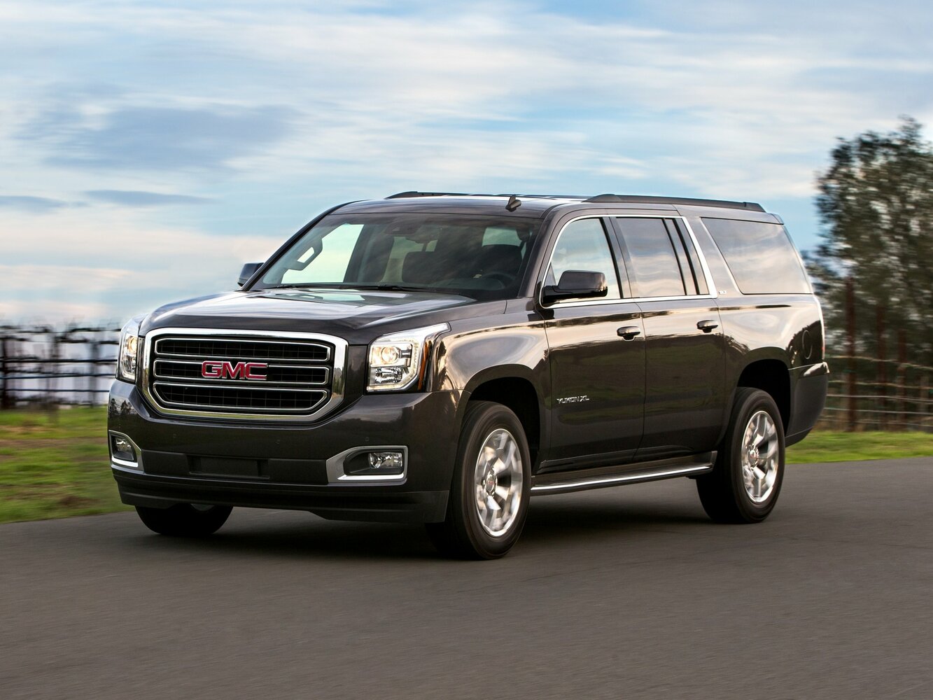 GMC Yukon IV (GMT K2UG), вид сбоку