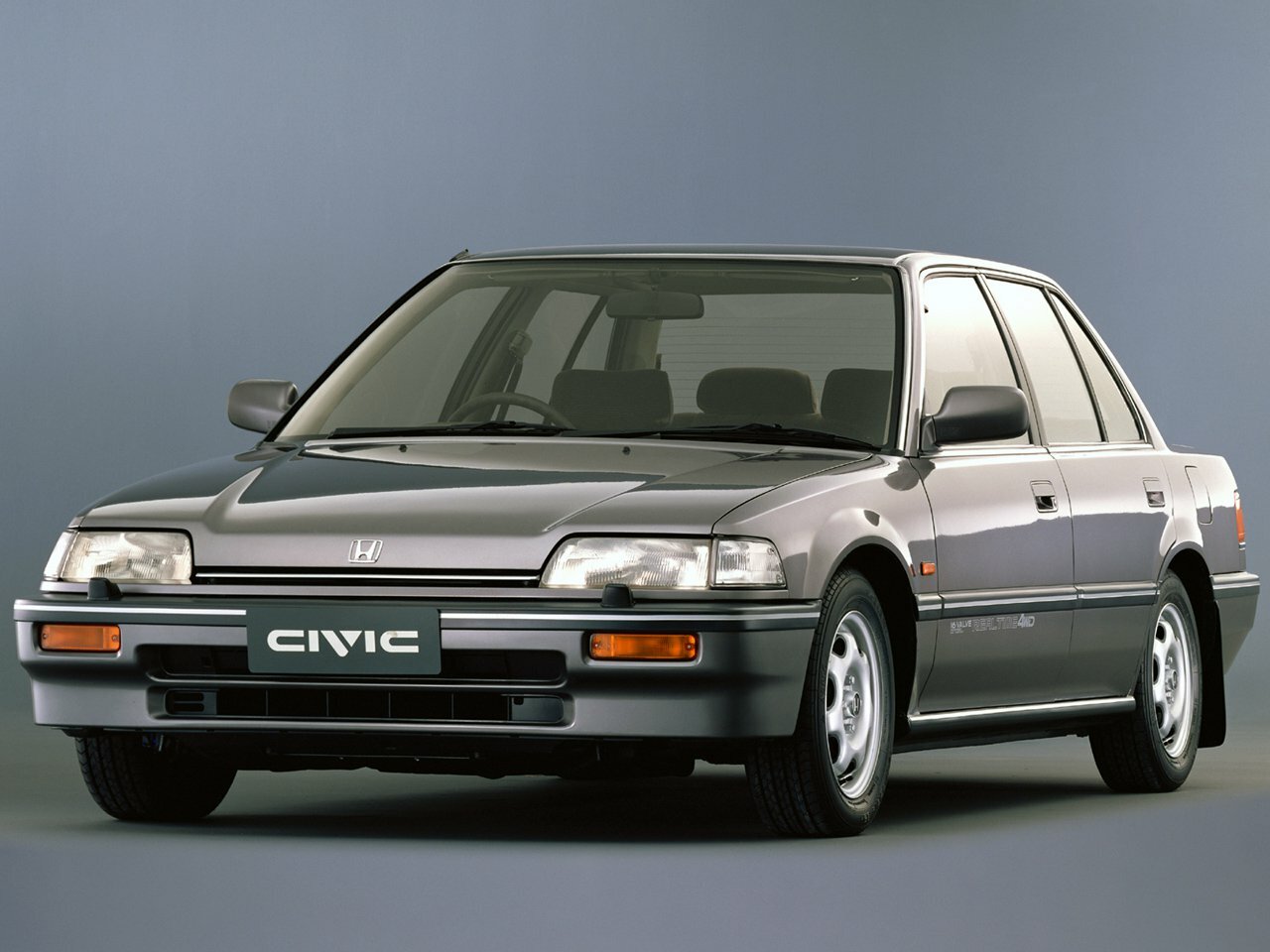 Honda Civic IV, вид сбоку