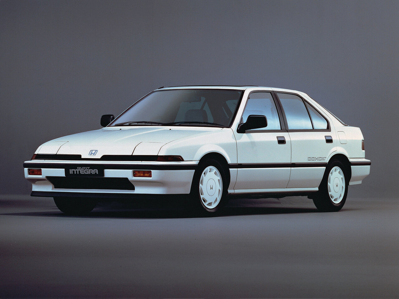 Honda Integra I, Хэтчбек 5 дв.: фото поколения
