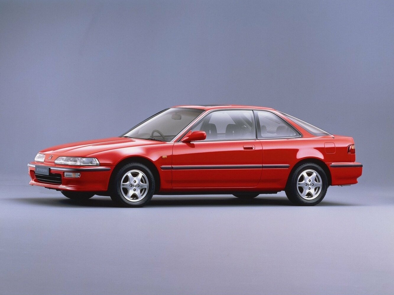 Honda Integra II, вид сбоку
