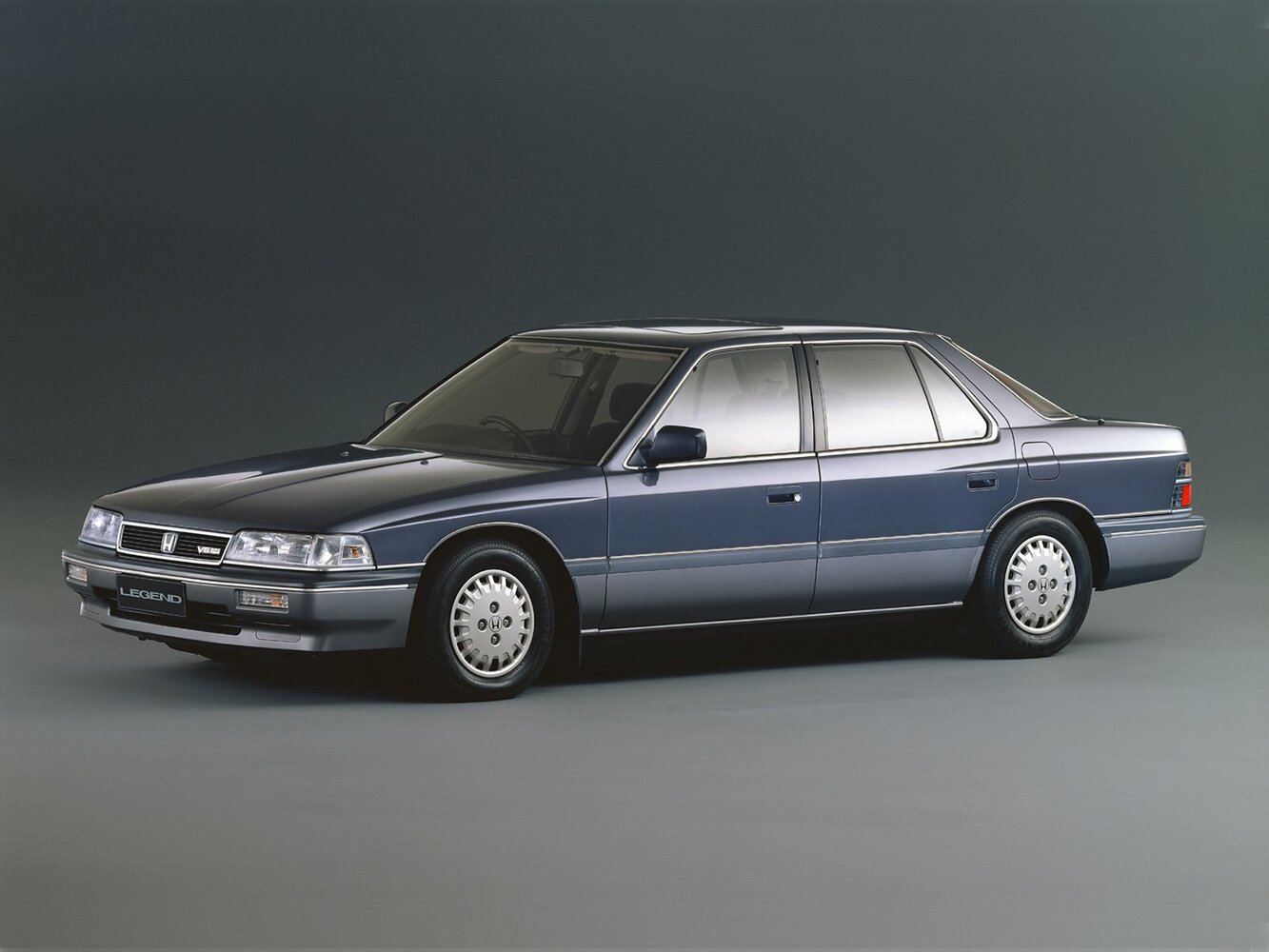 Honda Legend I, Седан: фото поколения