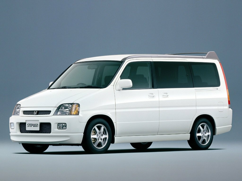 Honda Stepwgn I Рестайлинг