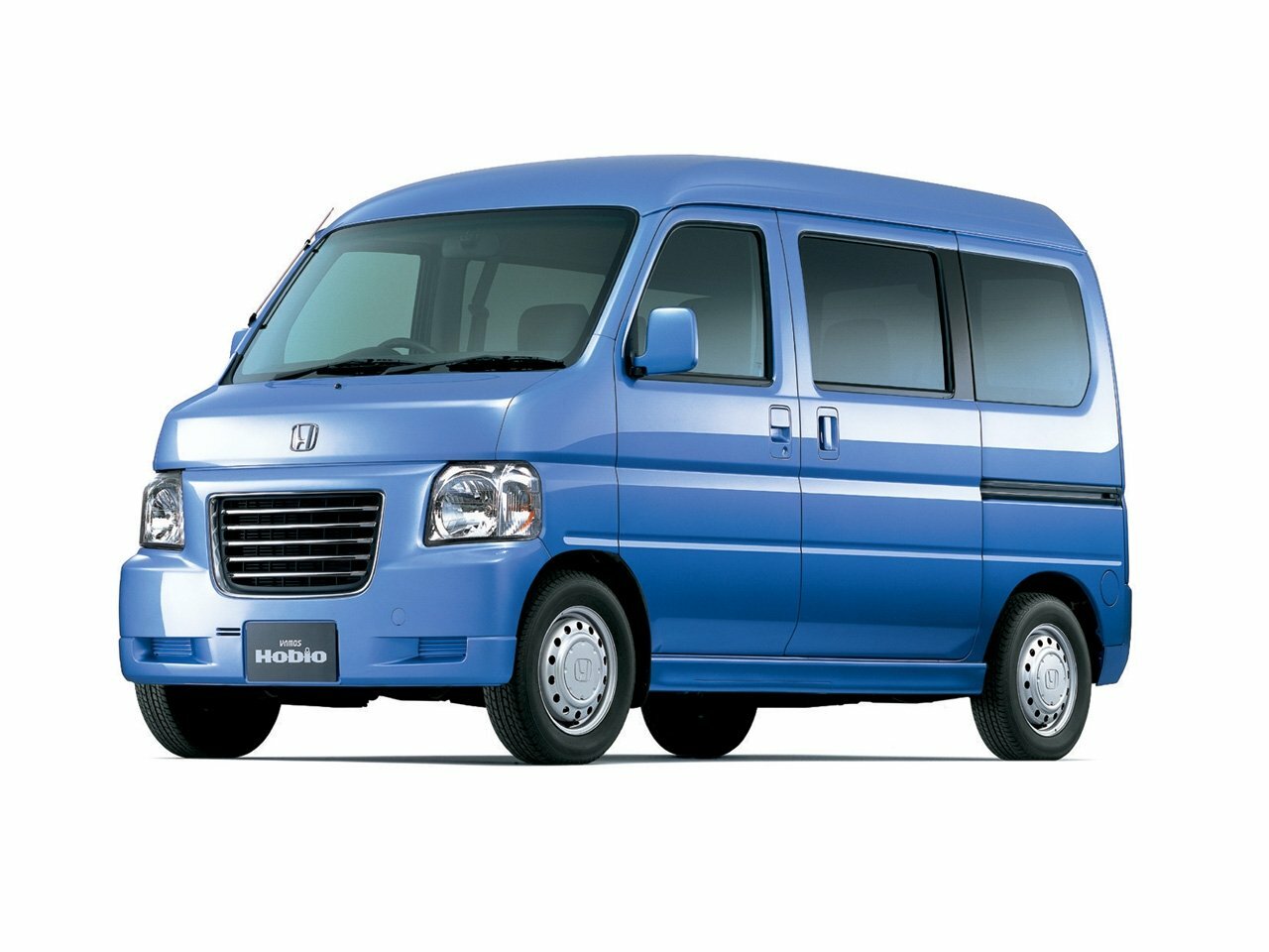 Honda Vamos, Микровэн Hobio: фото поколения