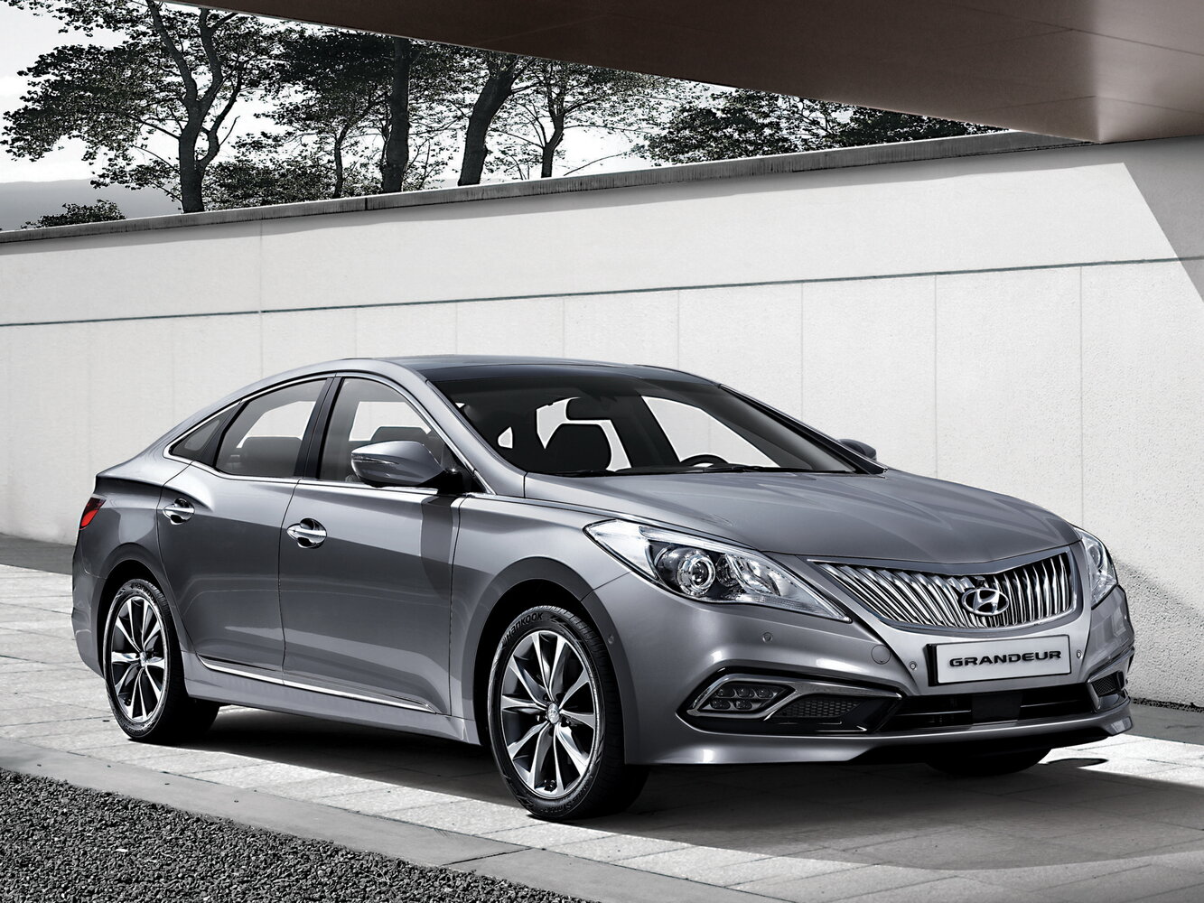Hyundai Grandeur V