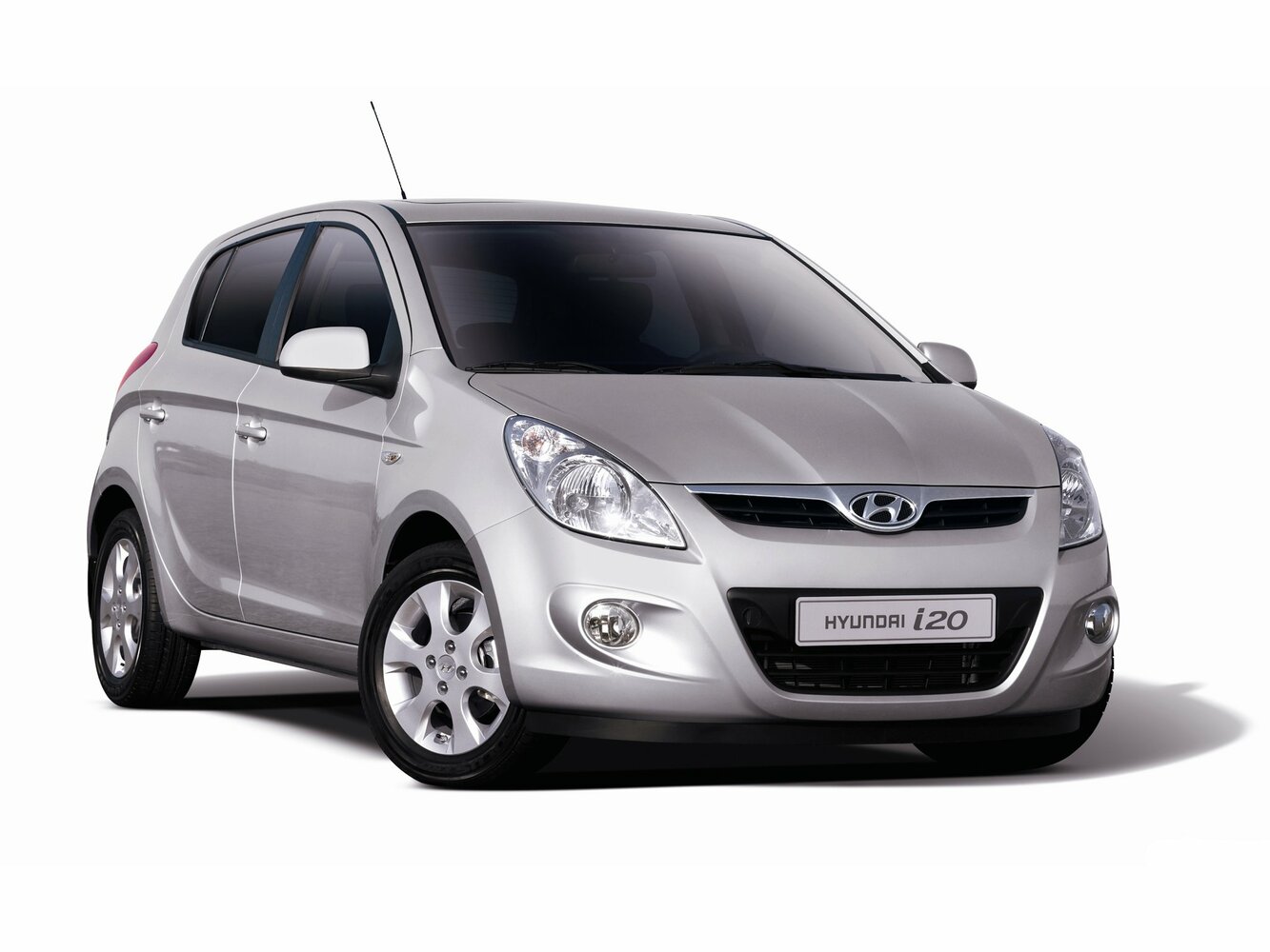 Hyundai i20 I, Хэтчбек 5 дв.: фото поколения