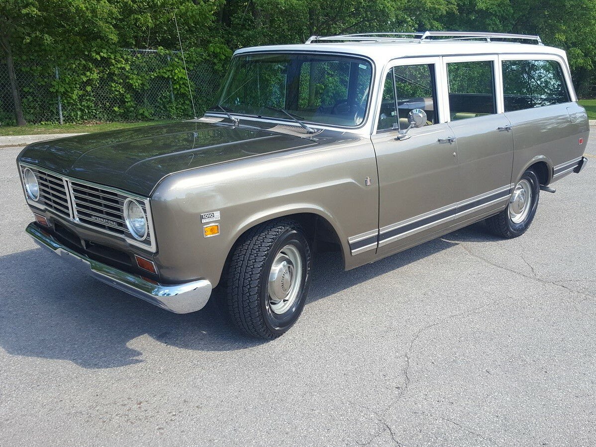 International Harvester Travelall