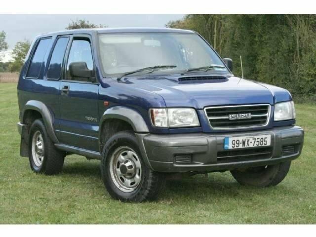 Isuzu Bighorn II, вид сбоку
