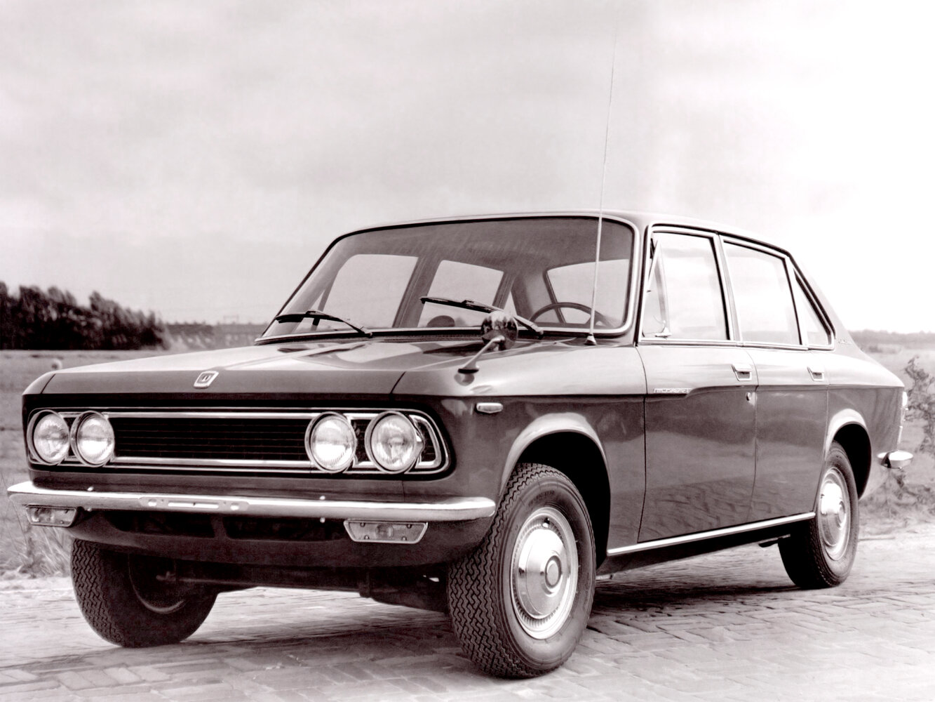 Isuzu Florian I