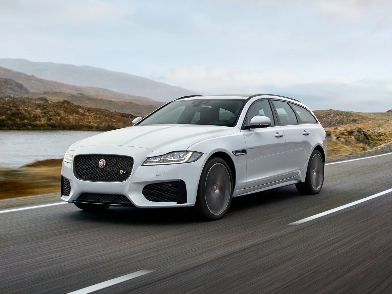 Jaguar XF II, Универсал 5 дв.: фото поколения