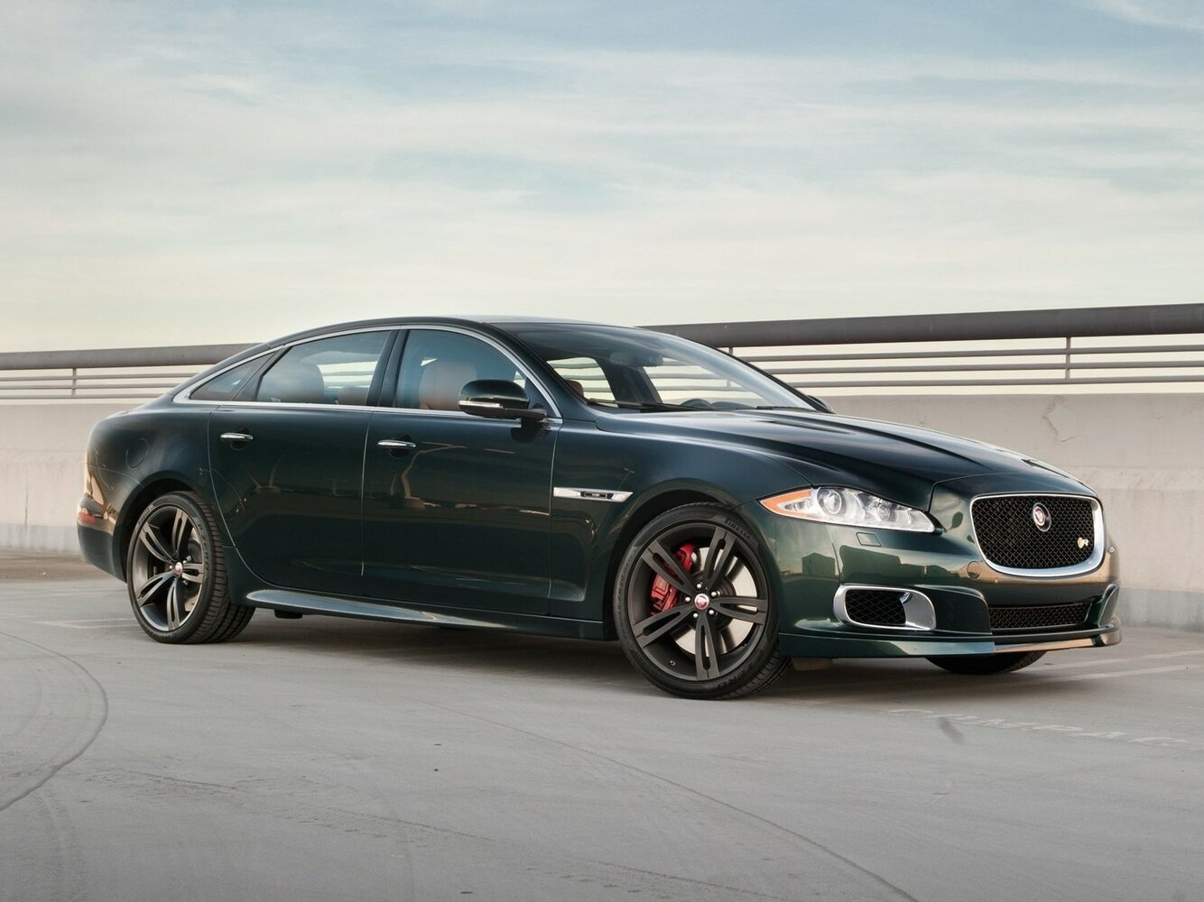 Jaguar XJR IV (X351), Седан Long: фото поколения