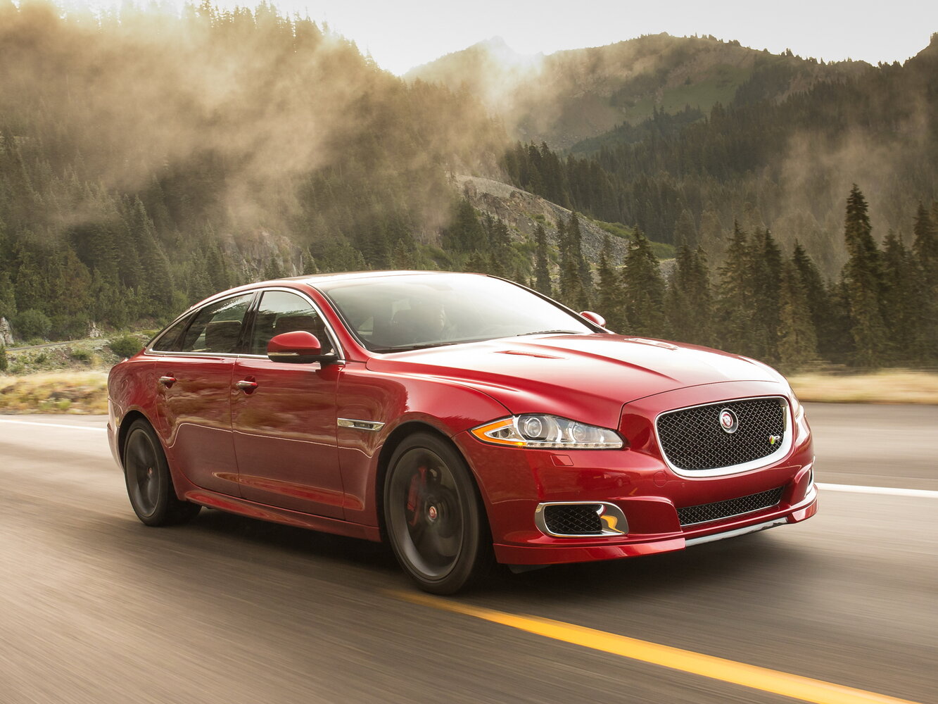 Jaguar XJR IV (X351)