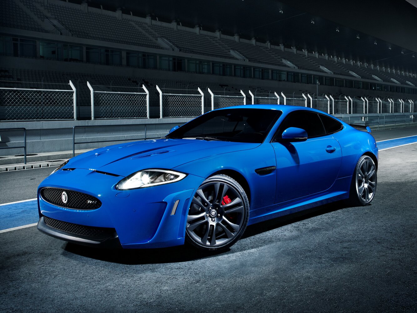 Jaguar XKR II Рестайлинг 2, Купе S: фото поколения