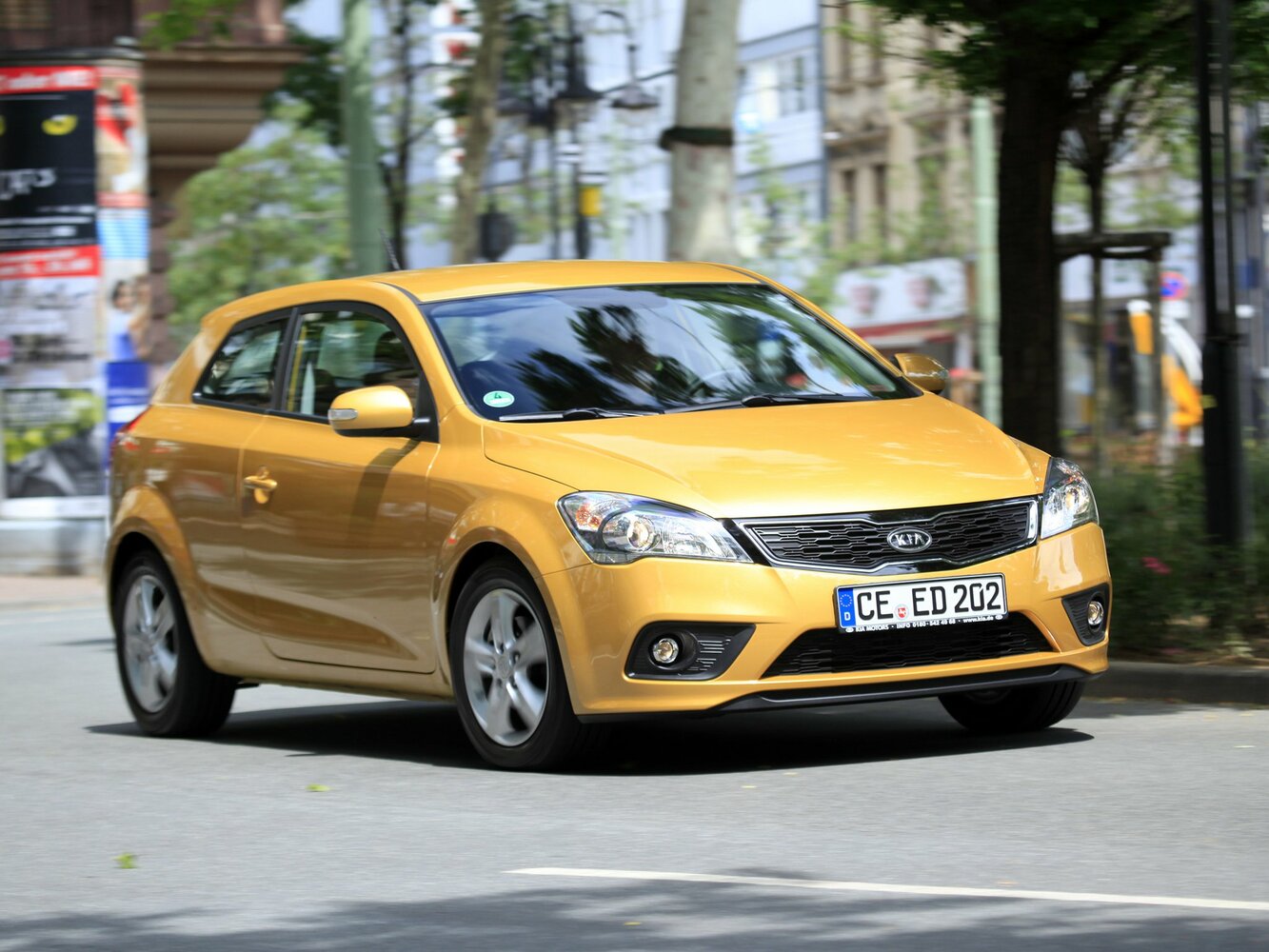 Kia Ceed I Рестайлинг, вид сбоку