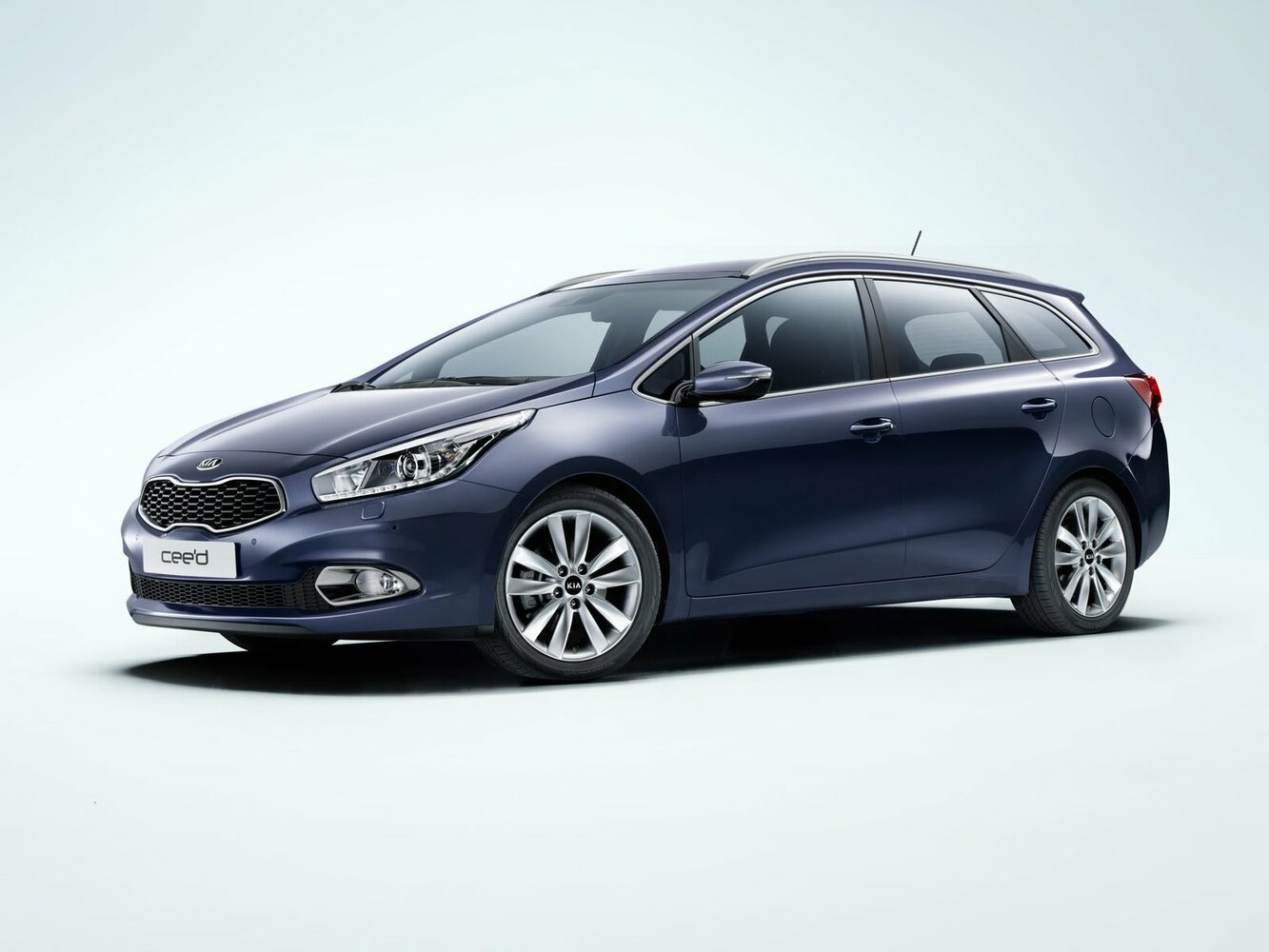 Kia Ceed II, Универсал 5 дв.: фото поколения