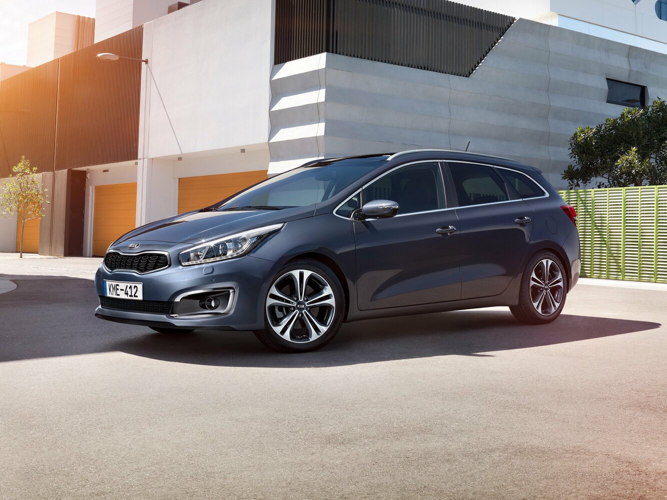 Kia Ceed II Рестайлинг, вид сбоку