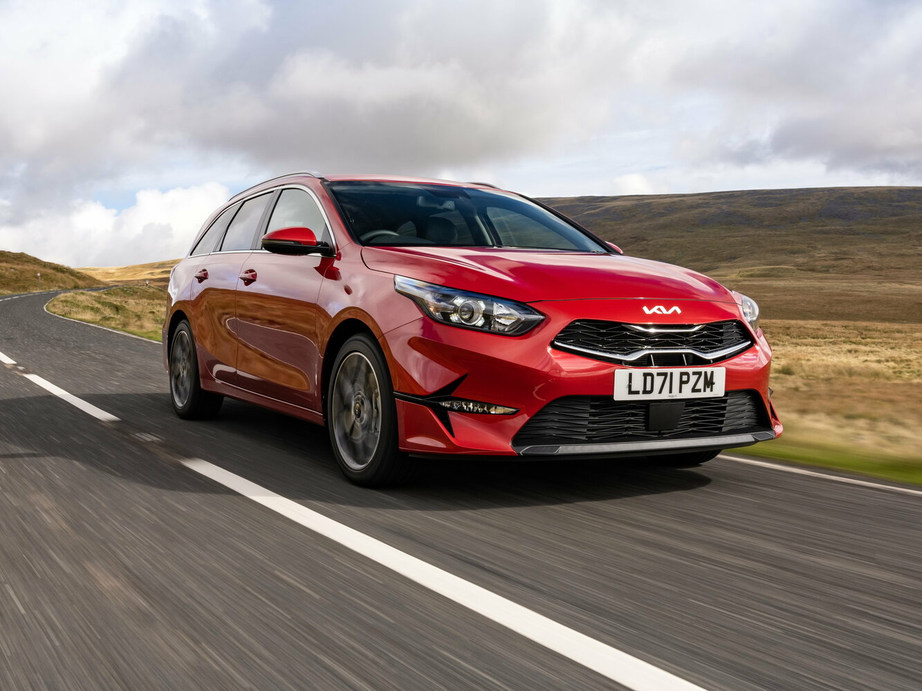 Kia Ceed III Рестайлинг, вид сбоку