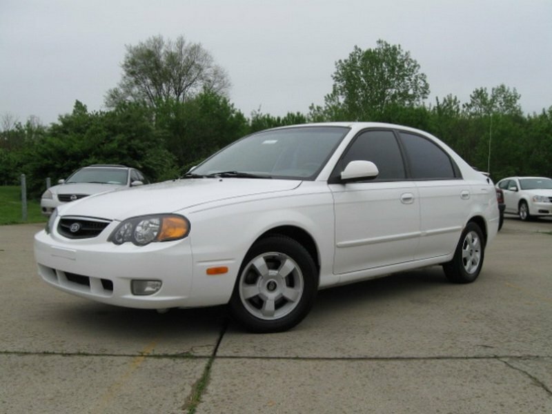Kia Spectra I Рестайлинг 1, вид сбоку