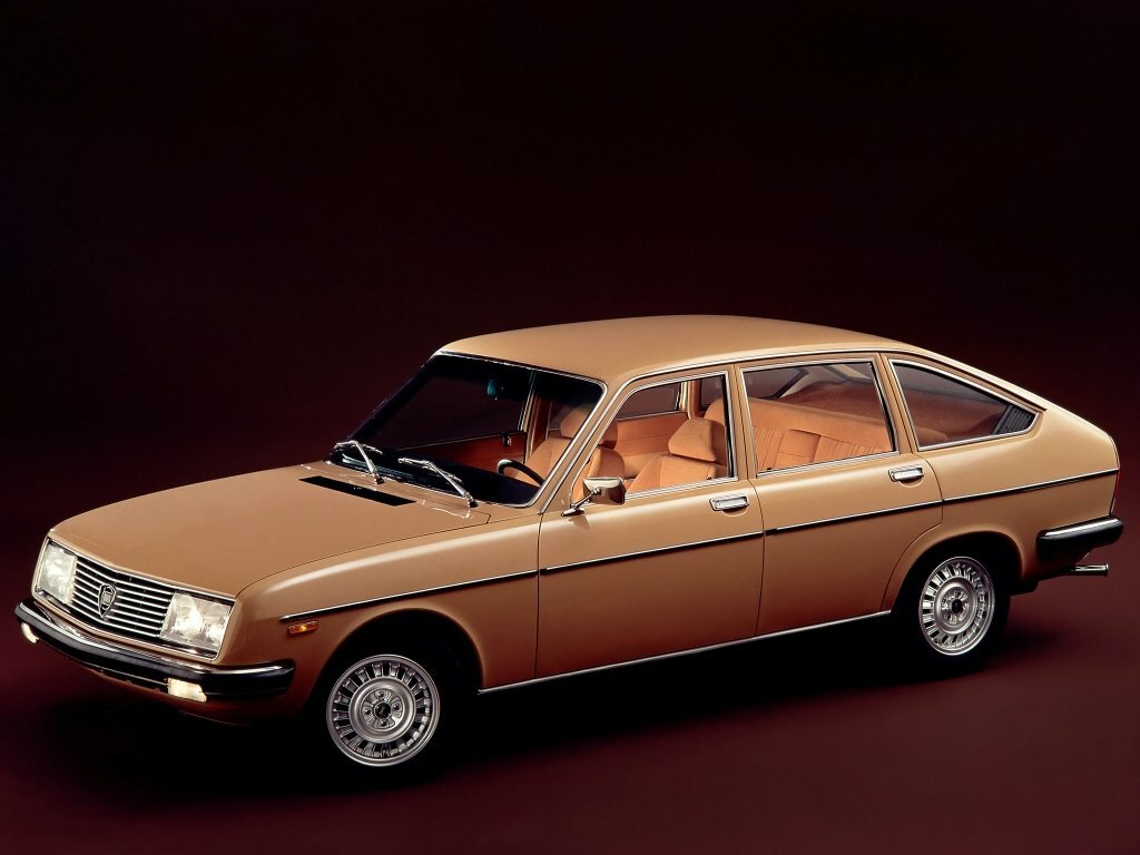 Lancia Beta, вид сбоку