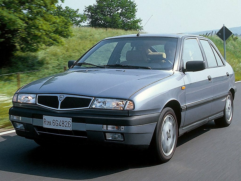 Lancia Delta II (836)