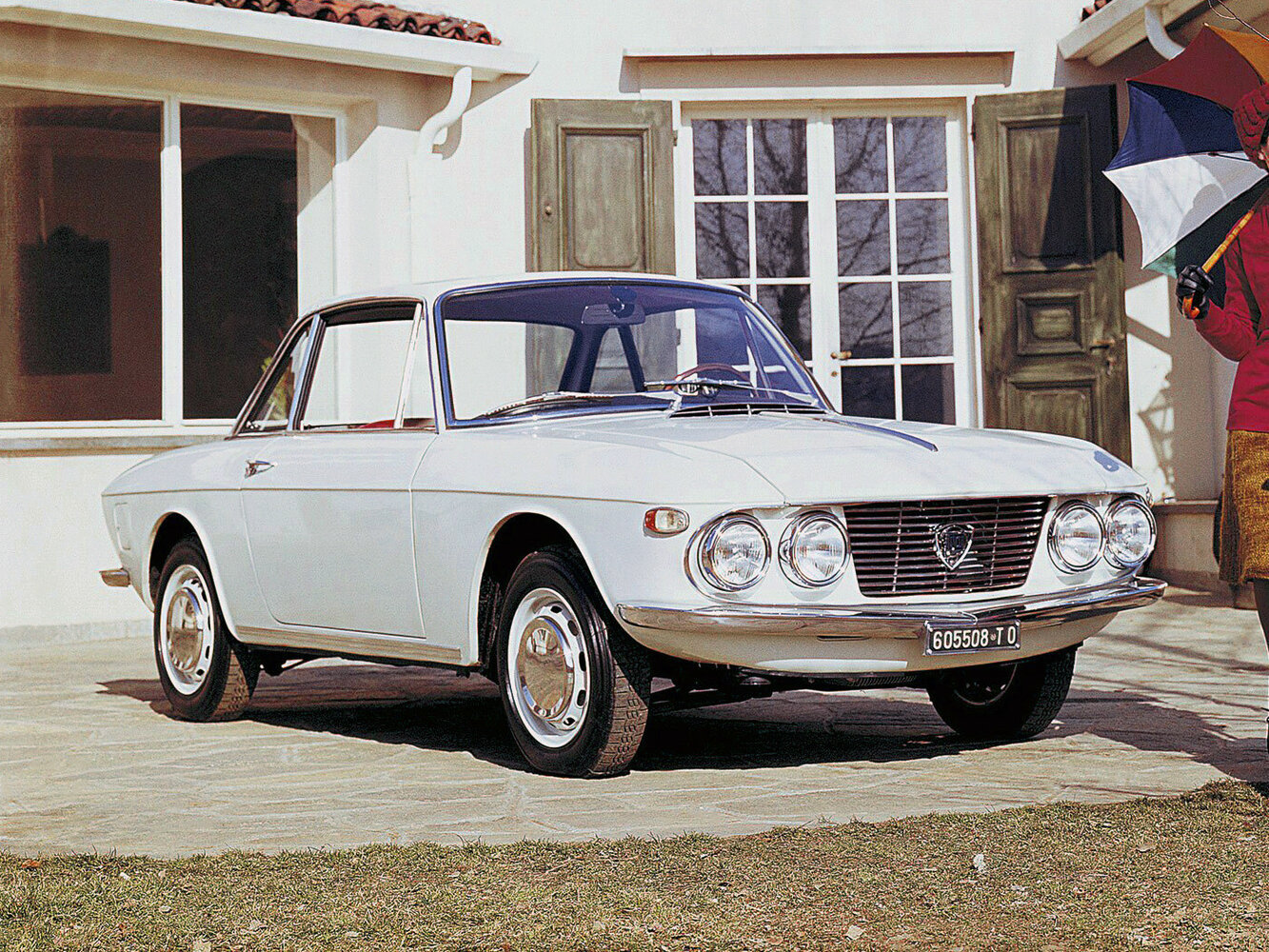 Lancia Fulvia, вид сбоку