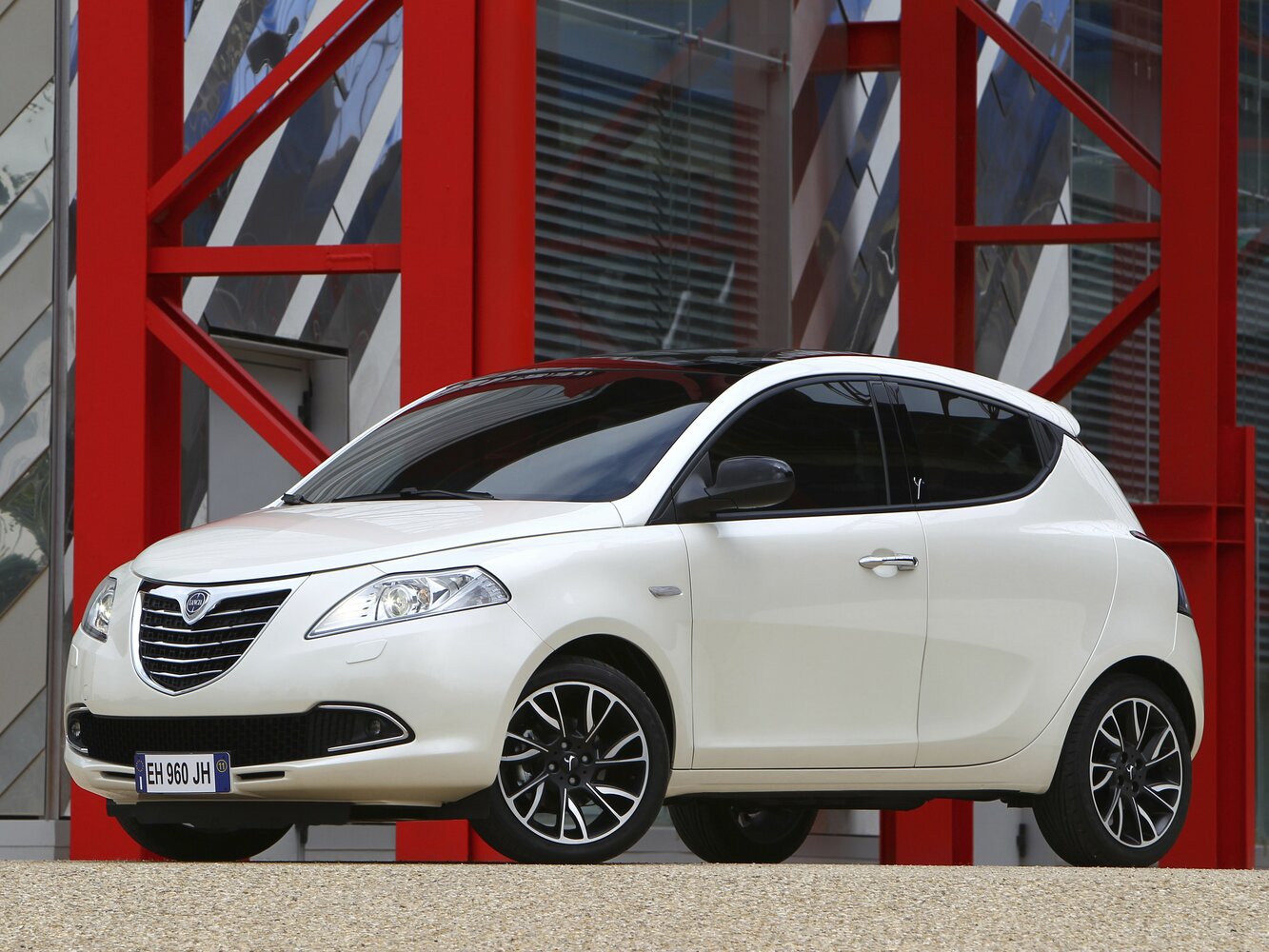 Lancia Ypsilon, фото