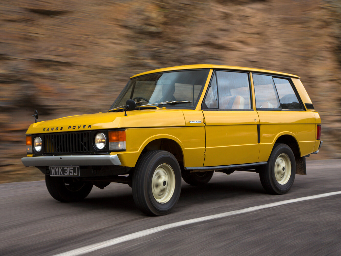 Land Rover Range Rover I, вид сбоку