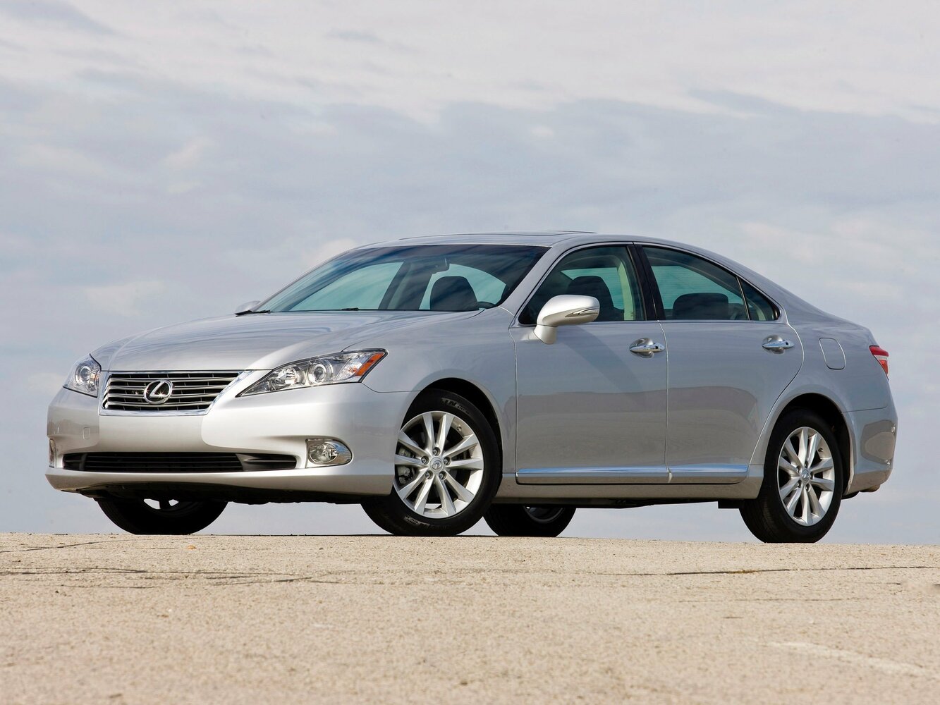 Lexus ES V Рестайлинг