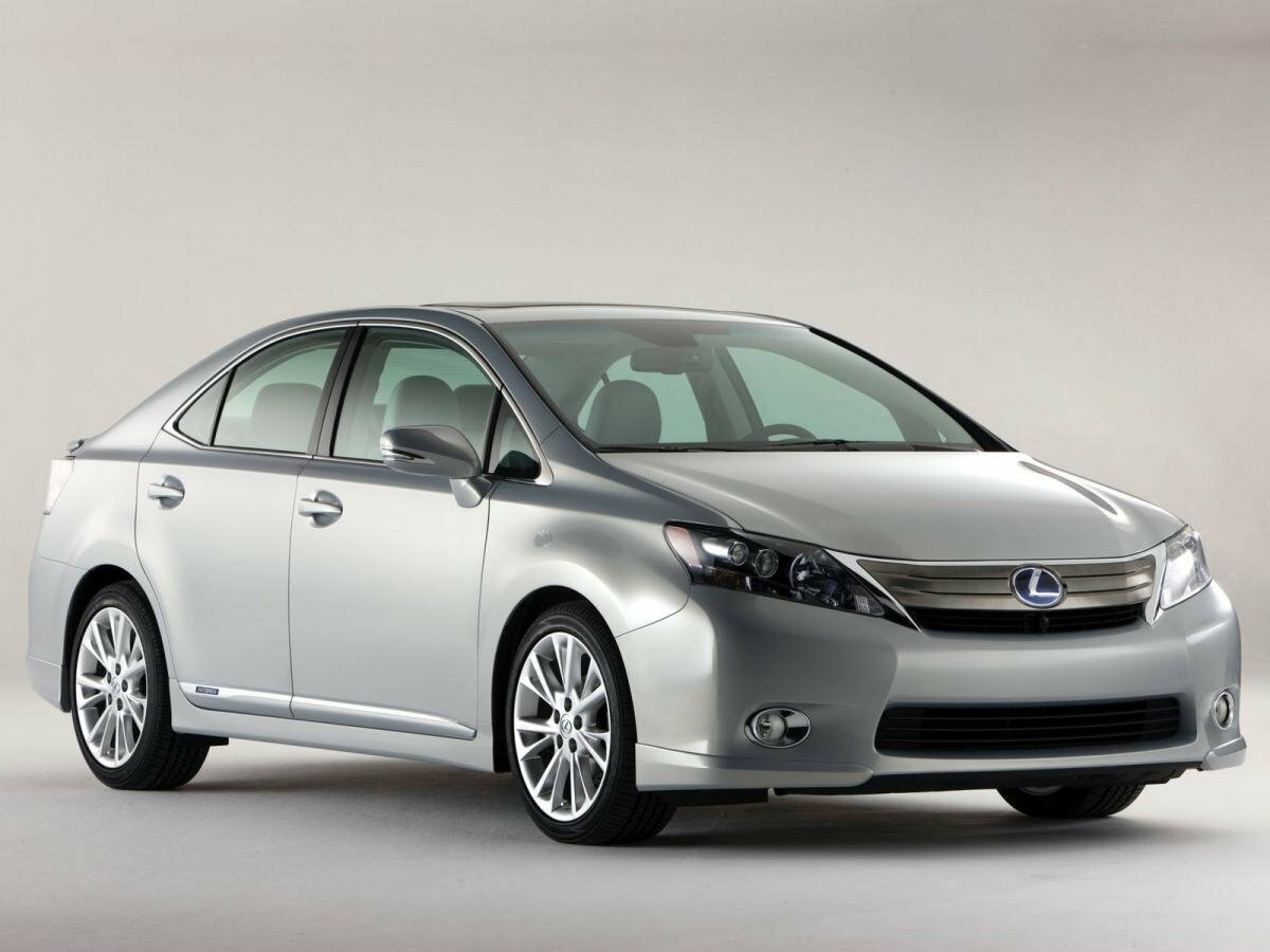 Lexus HS I