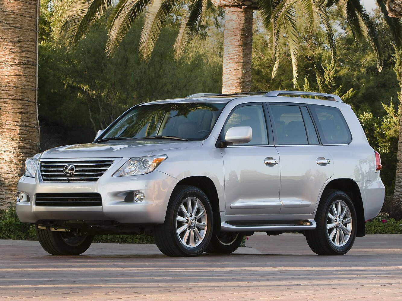 Lexus LX III