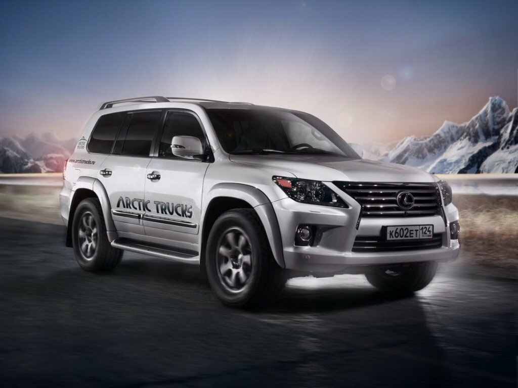 Lexus LX III Рестайлинг, вид сбоку