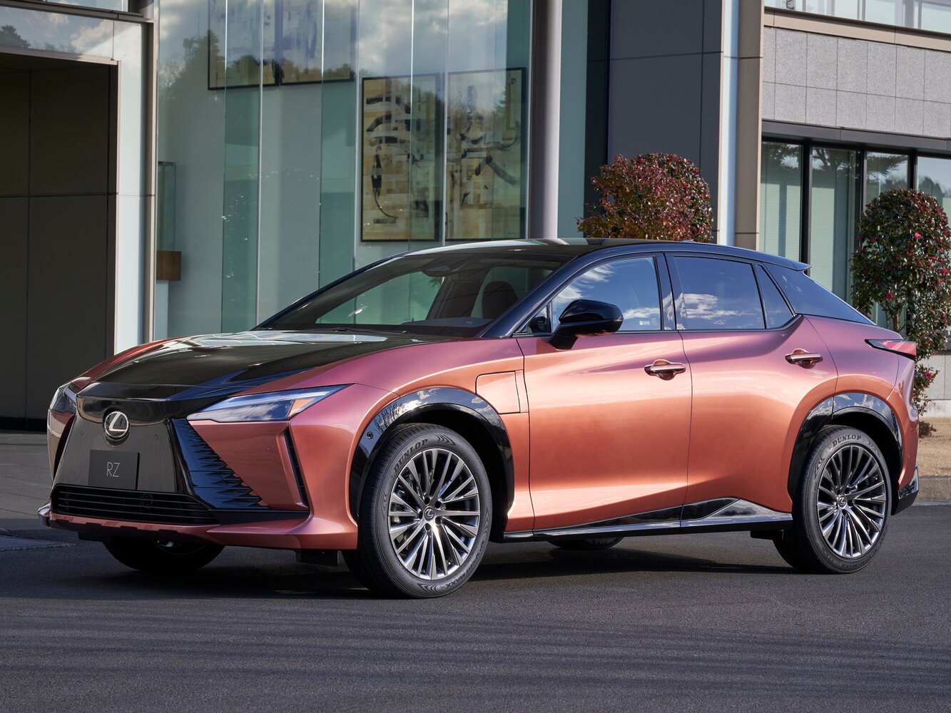 Lexus RZ
